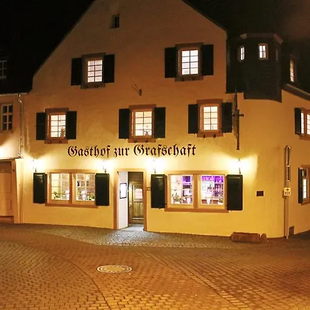 Gasthof Zur Grafschaft Apartment Veldenz